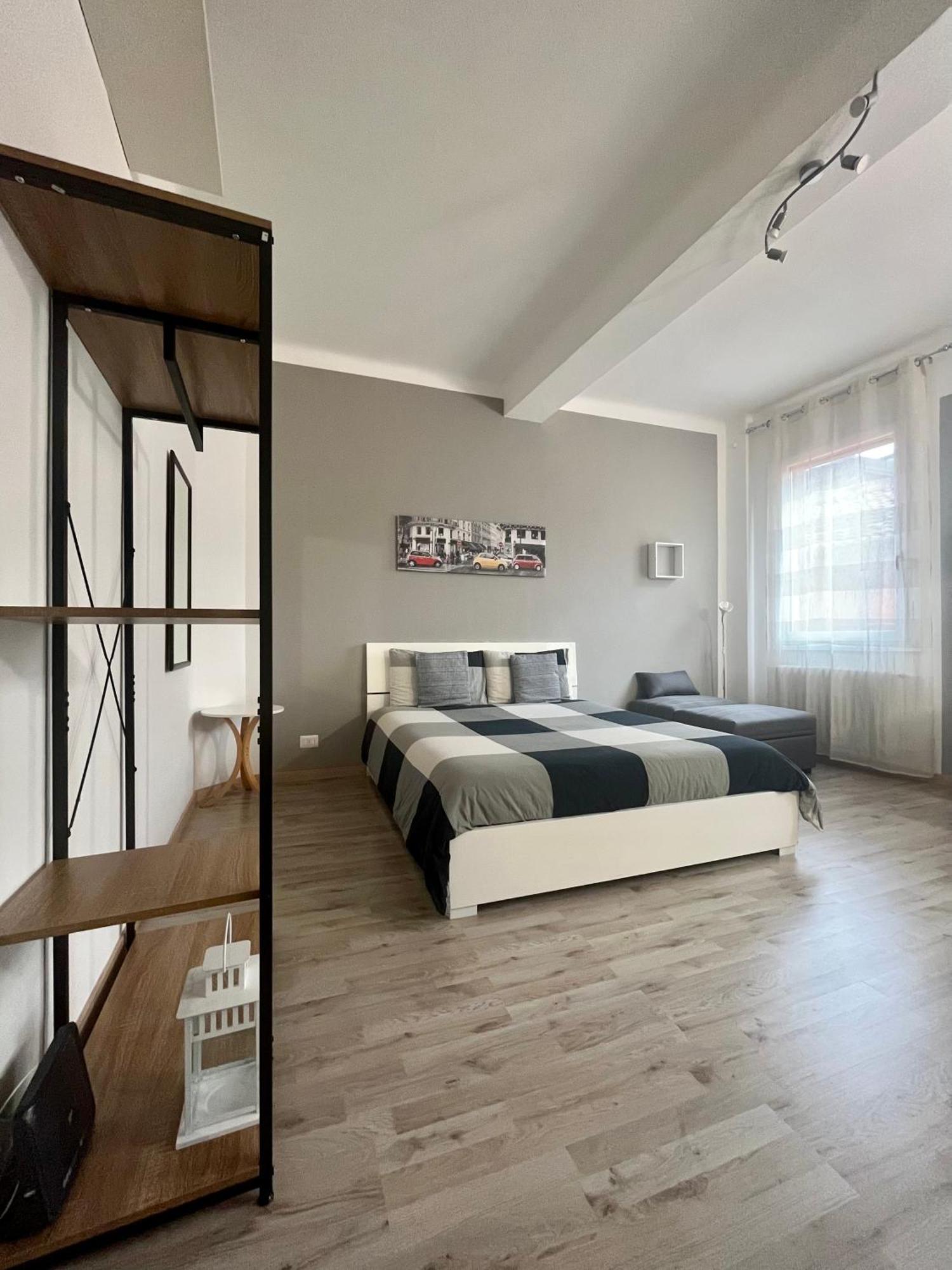 Home 2 Torri Болоня Екстериор снимка